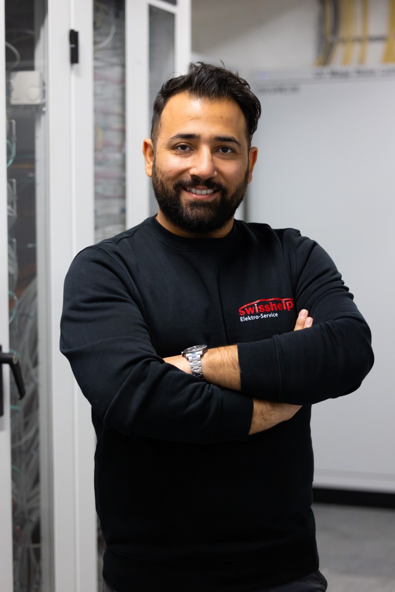 Mehmet Kaya, eidg. dipl. Elektroinstallations- und Sicherheitsexperte